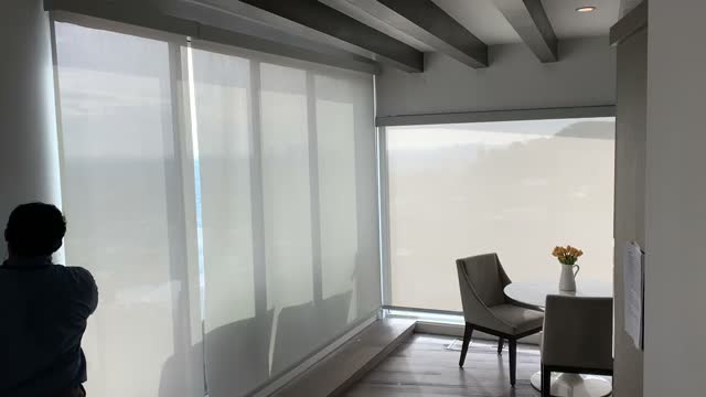 Roller Shade Installation thumbnail